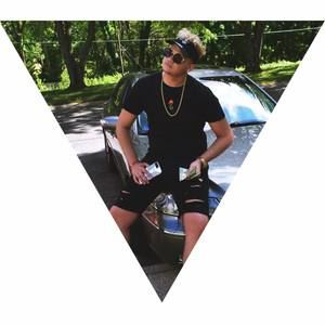 Meet your Posher, Javier